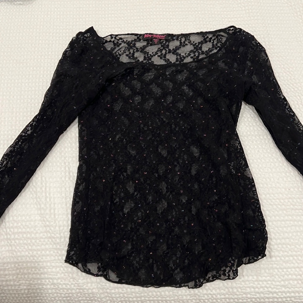 Betsey Johnson sheer top in great condition!